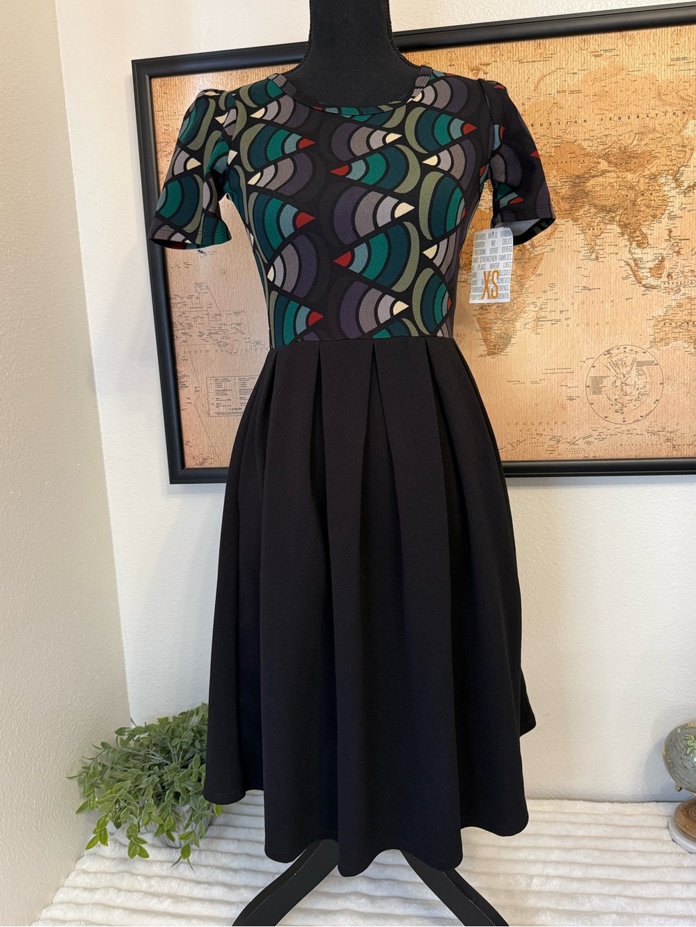 LulaRoe Amelia dress size XS